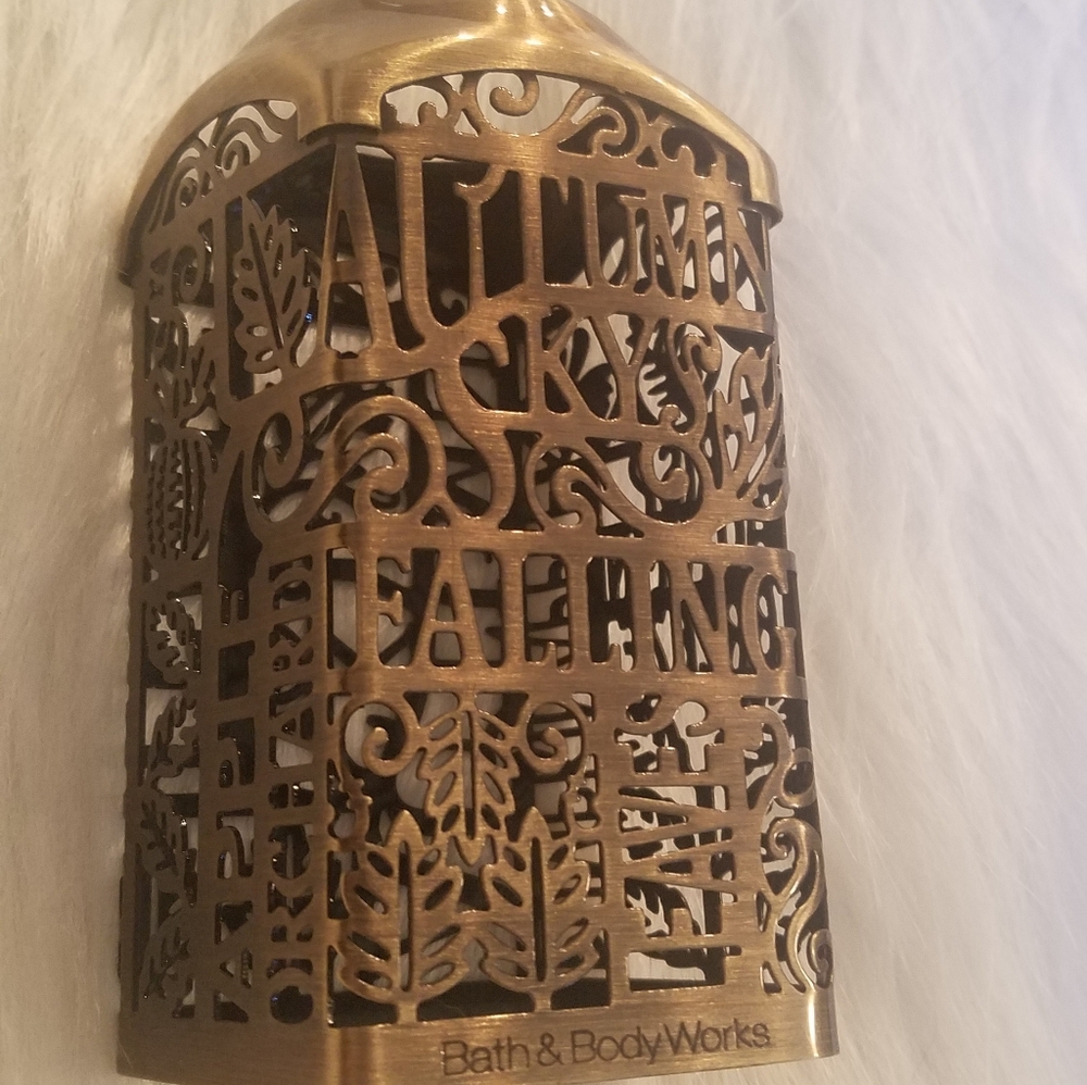 Bath and Body Works hand soap cover